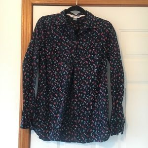 Size Small Tall floral button down shirt Size S